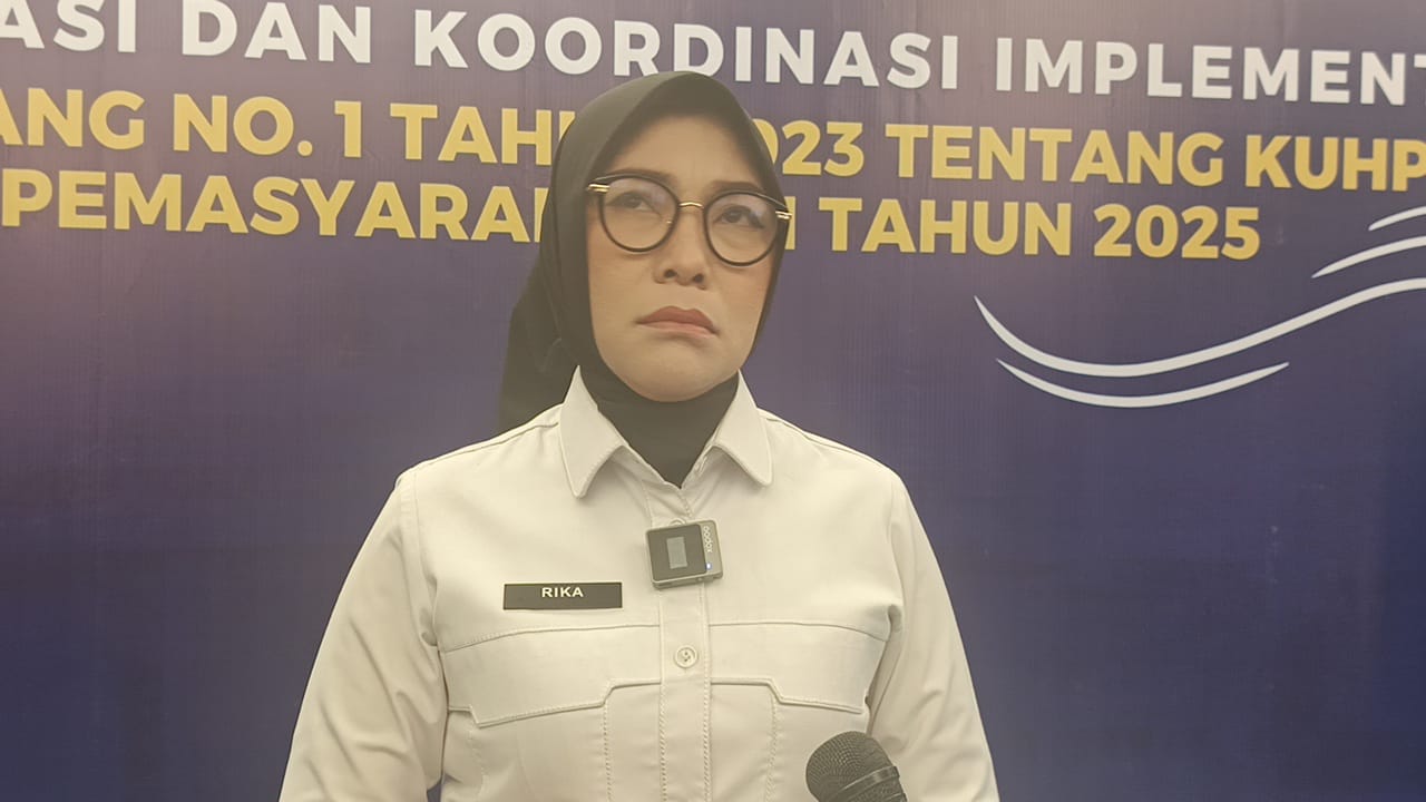 Rika Aprianti jelaskan pemindahan Ammar Zoni ke Nusakambangan (16/10) [FTNews/Selvianus Kopong Basar]